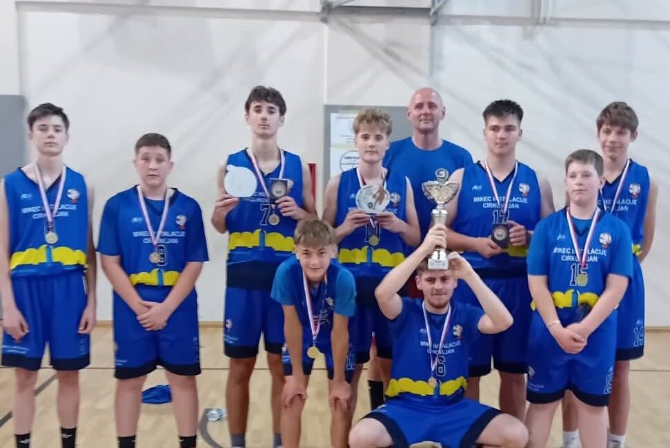 Pobjednička ekipa Međimurja U15 u Koprivnici