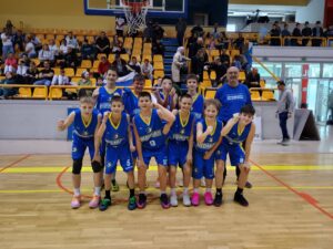 Ekipa U13 nakon pobjede u utakmici za 3. mjesto u Sarajevu